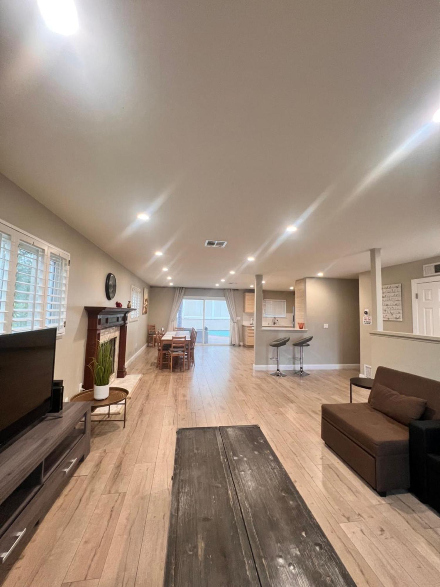 11640 Gothic Avenue Vila Los Angeles Exterior foto